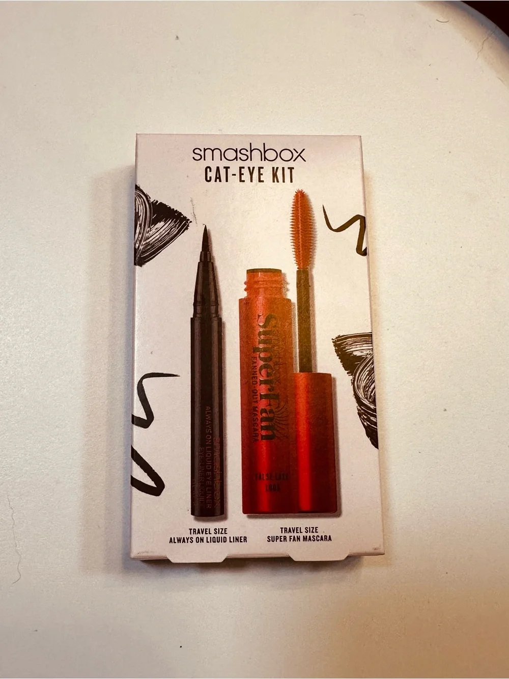 Smashbox Cat-Eye Kit with Black Eyeliner & Mascara